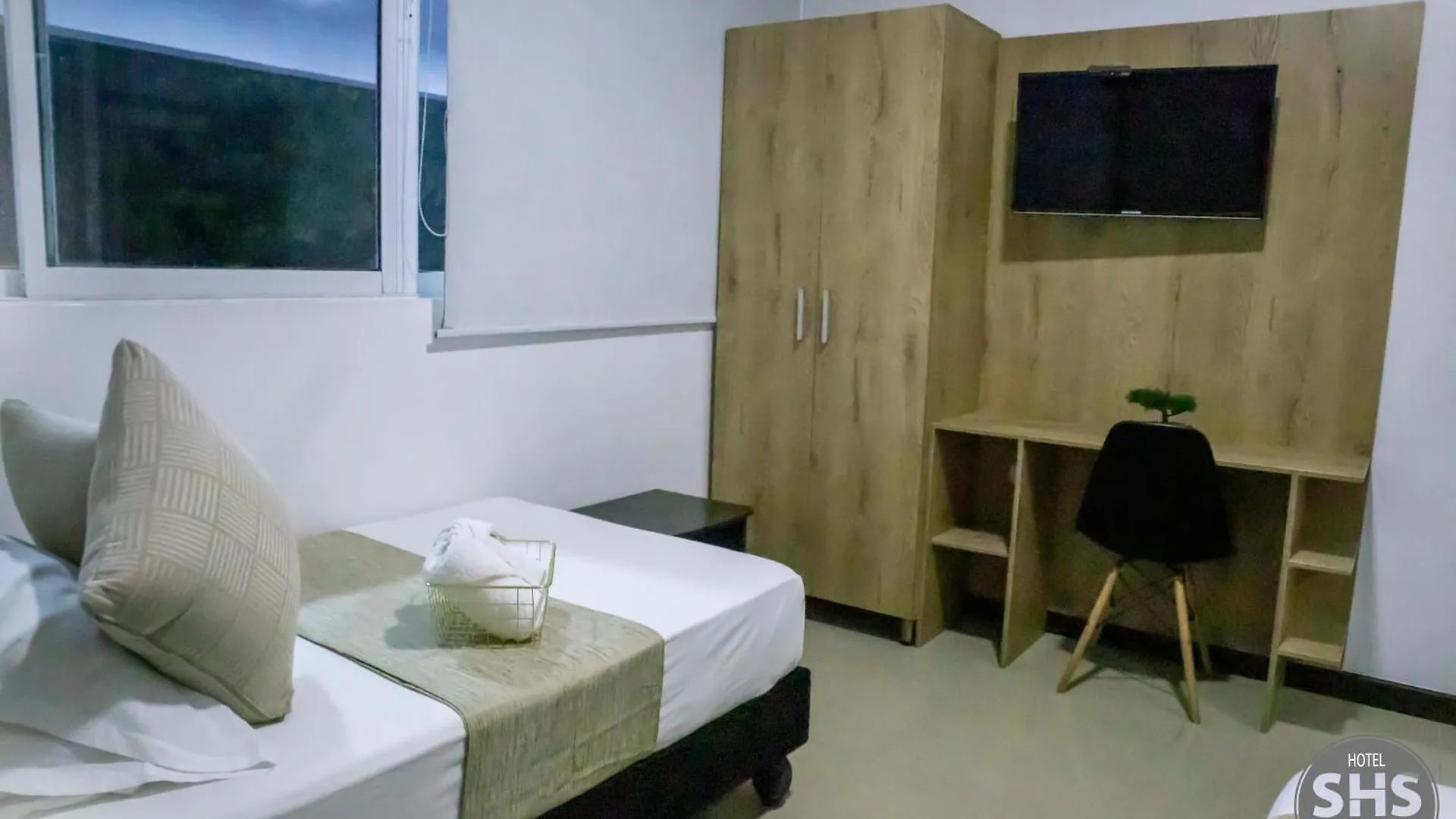 Hotel Sixth House Suite Cali