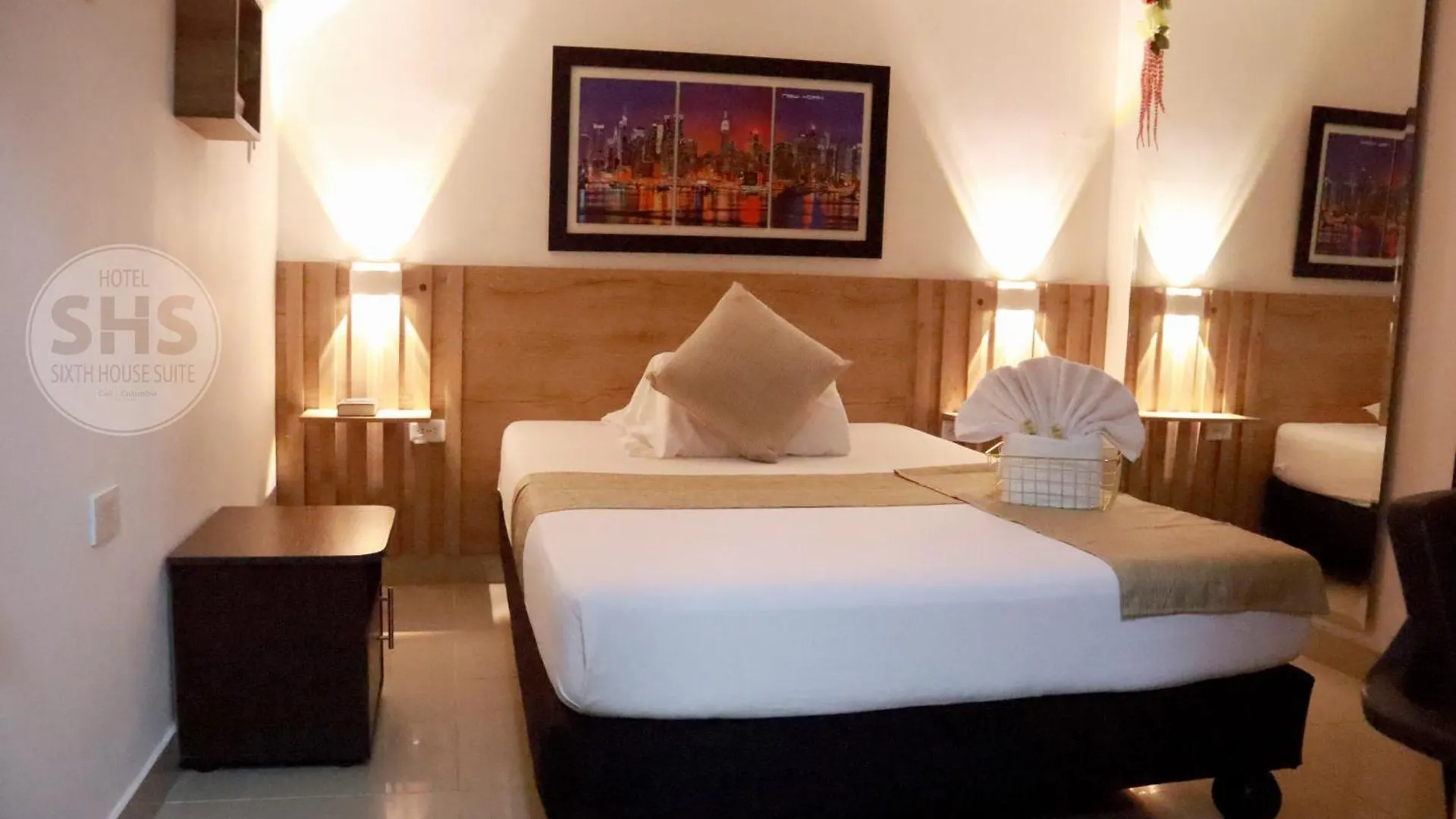 Hotel Sixth House Suite Cali