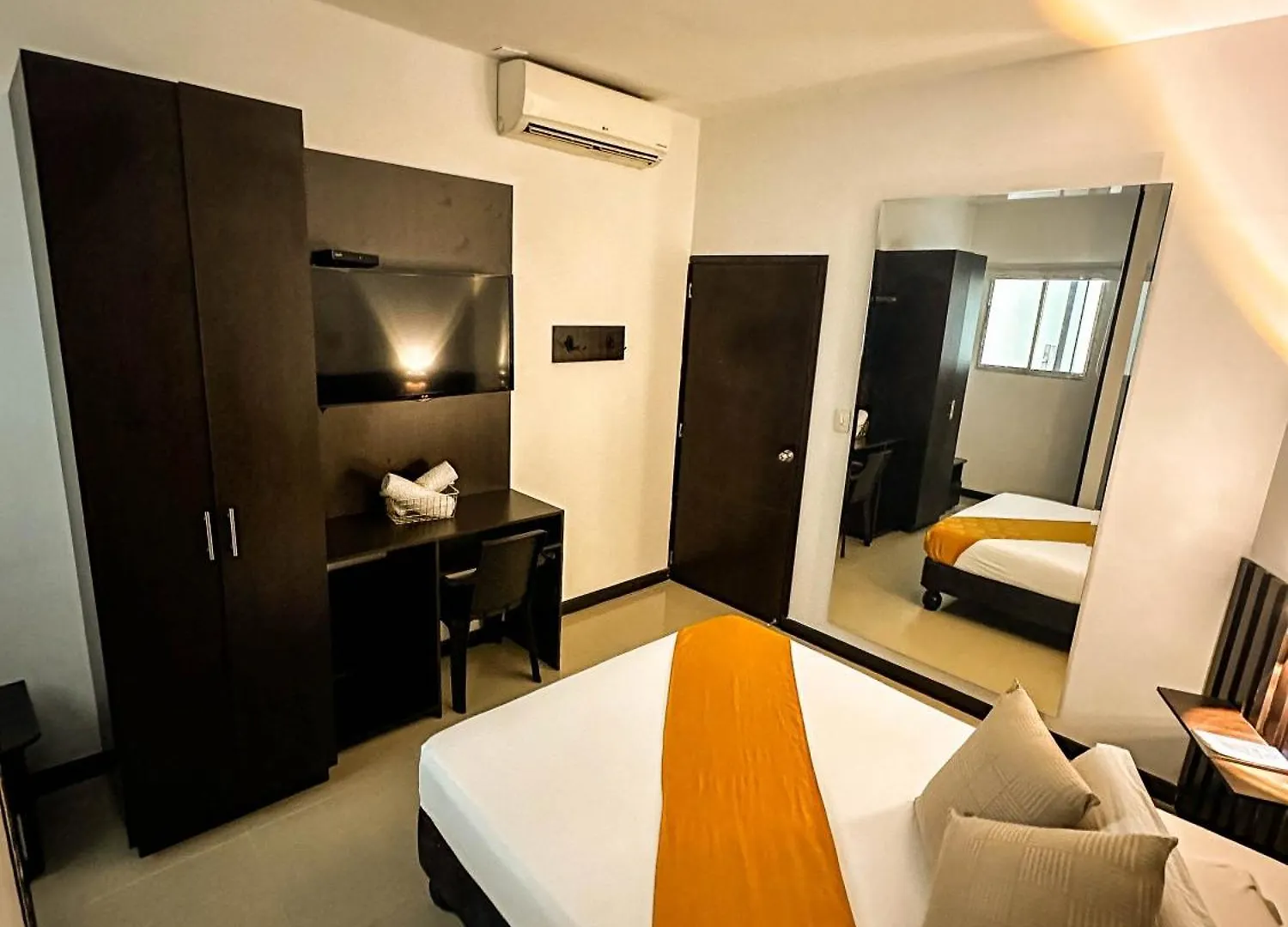 Sixth House Suite Cali Colombia