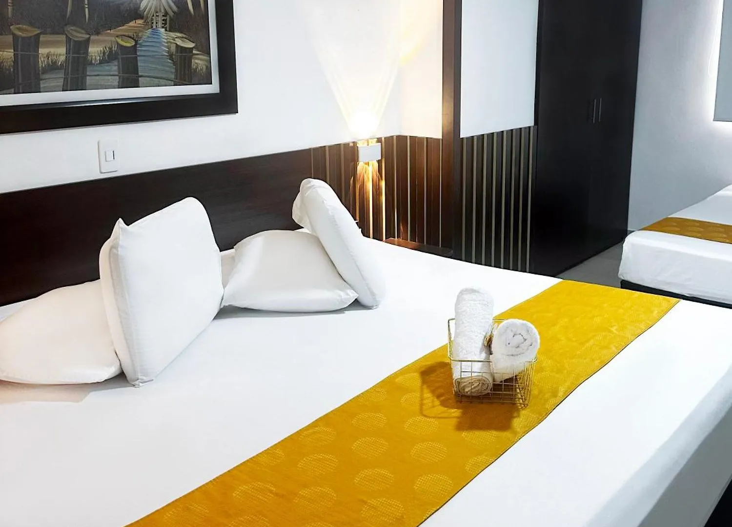 Sixth House Suite Cali Hotel