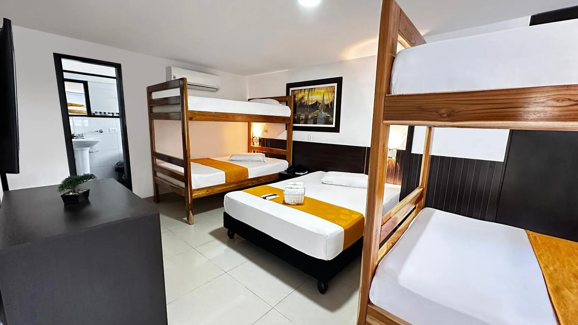 Sixth House Suite Cali Colombia